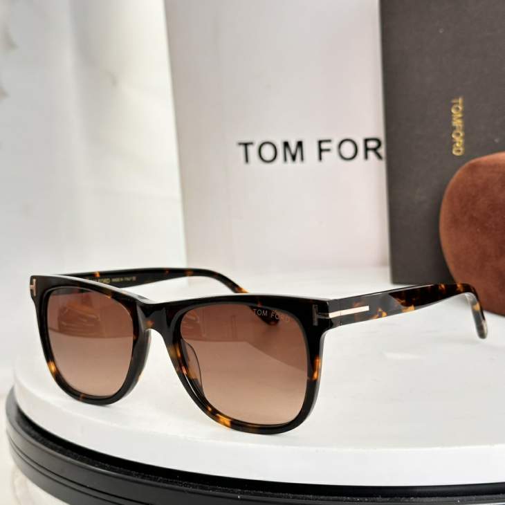 Picture of Tom Ford Sunglasses _SKUfw77644356fw